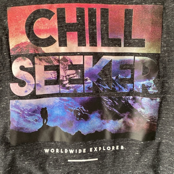 Old Navy Boy’s long sleeve tee - Picture 5 of 8